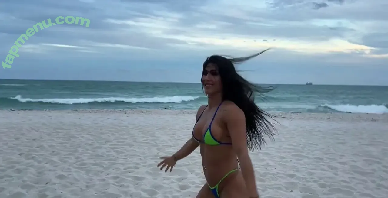 Dnzsypnr nude photo #0109 (Deniz Saypinar)