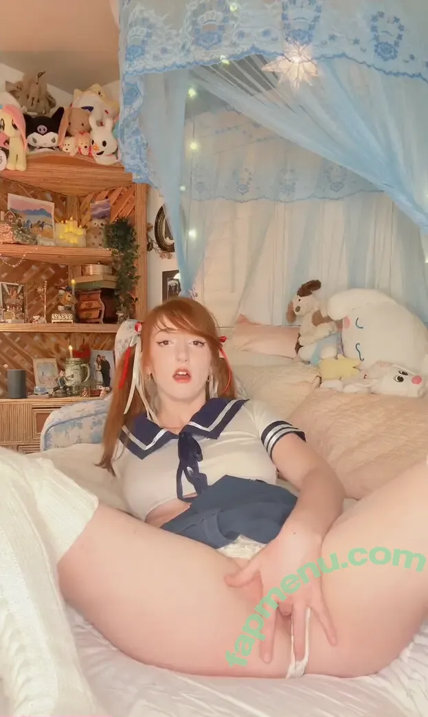 docilemoth nude photo #0195 (matti_frongia98)