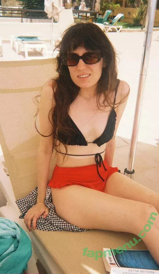 Doddleoddle nude photo #0296 (Dodie Clark)