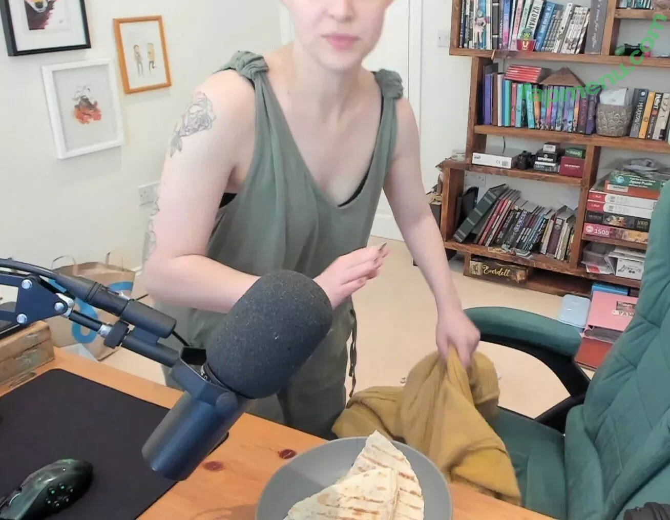 Dodger nude photo #0160 (dexbonus / dodgers / presshearttocontinue / rogerdodger201)