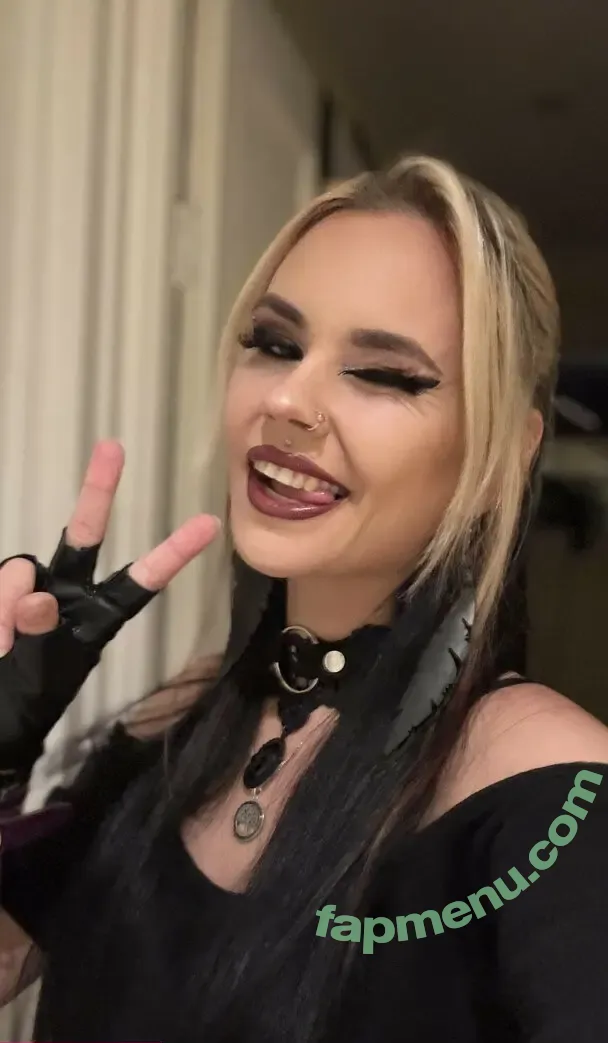 Dogtorizzy nude photo #0019 (Dogtorizzy)