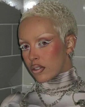 Doja Cat / DojaCat nude photo #0737
