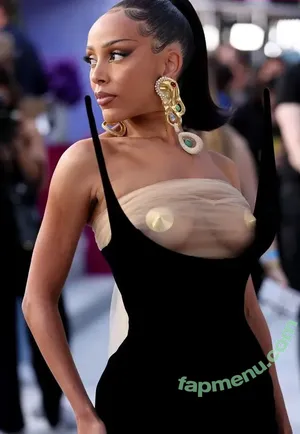 Doja Cat / DojaCat nude photo #1062