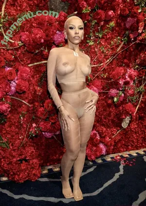 Doja Cat / DojaCat nude photo #1919