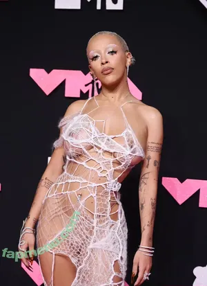 Doja Cat / DojaCat nude photo #1926