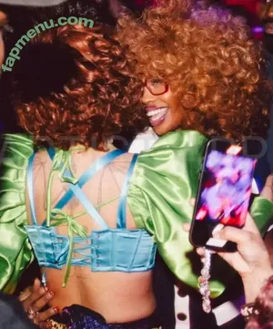Doja Cat / DojaCat nude photo #1979