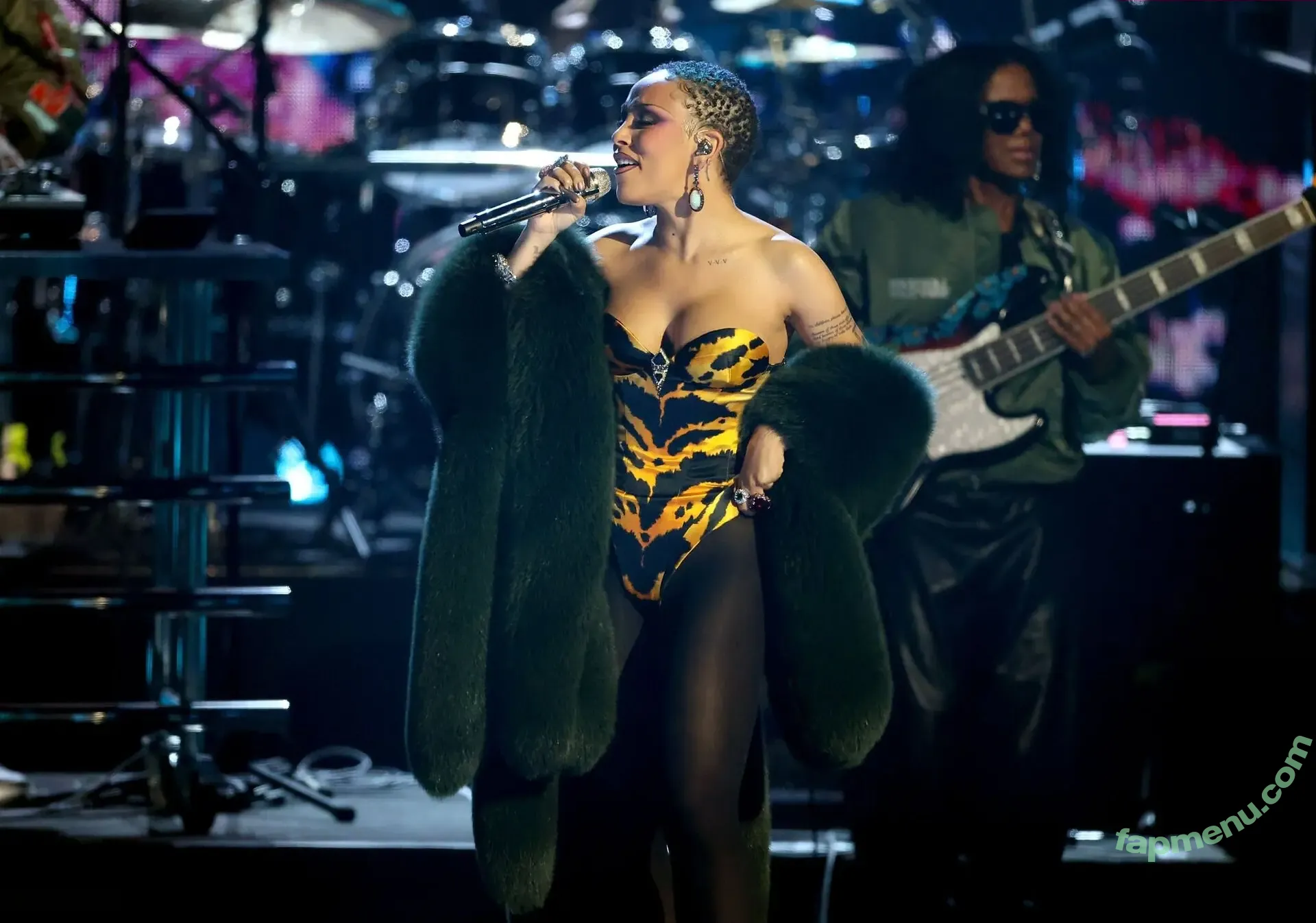 Doja Cat nude photo #2106 (DojaCat)