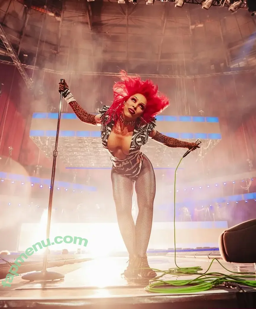 Doja Cat nude photo #2199 (DojaCat / missdojakitty)