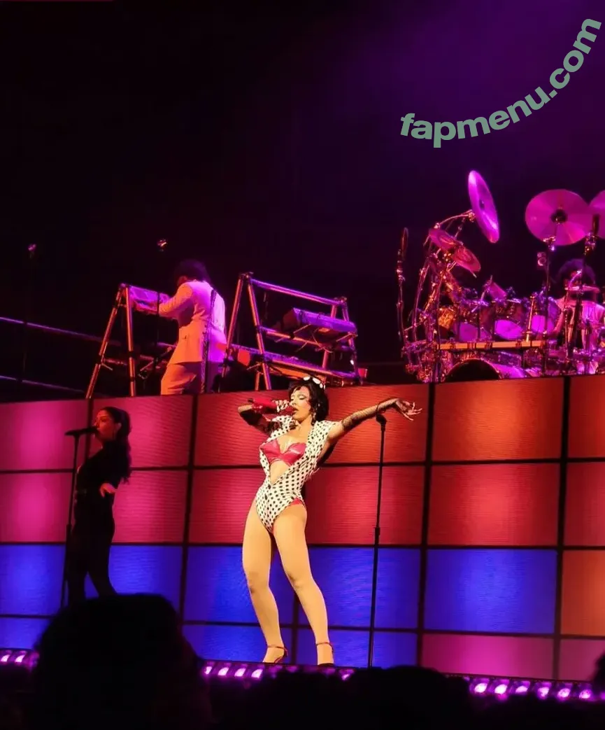 Doja Cat nude photo #2216 (DojaCat / missdojakitty)