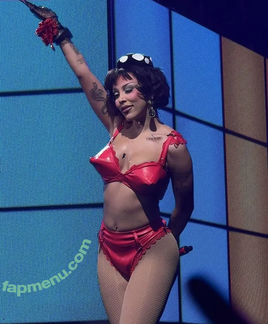 Doja Cat nude photo #2220 (DojaCat / missdojakitty)