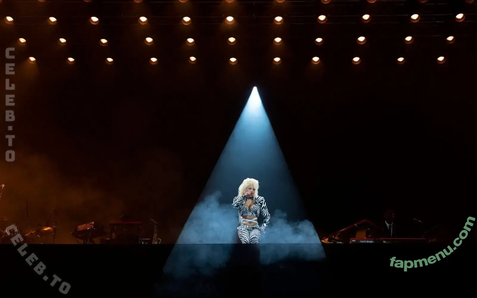 Doja Cat nude photo #2226 (DojaCat / missdojakitty)