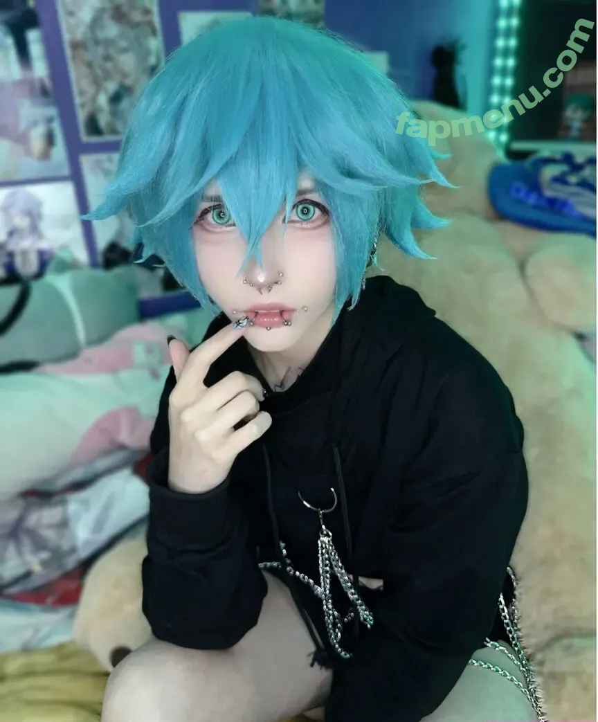 Dokyato nude photo #0019 (poyatoreal)