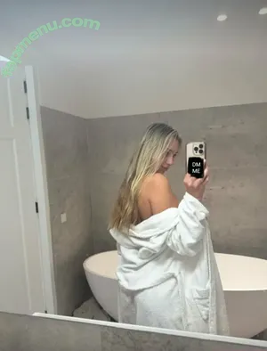  nude photo #0004
