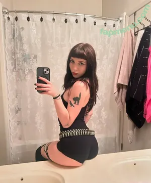  nude photo #0005