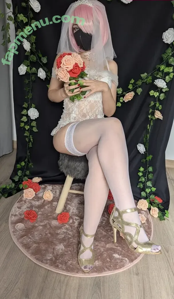 Dolly Liney nude photo #0005 (DollyLiney)