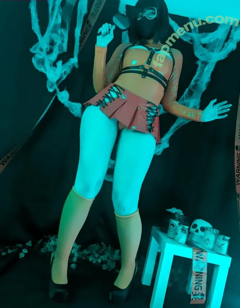 Dolly Liney nude photo #0017 (DollyLiney)