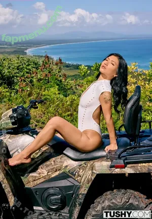 Dolly Orchid / dollyinuk / dollyxofficial / hongkongasian nude photo #0065