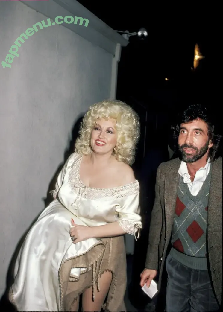 Dolly Parton nude photo #0006 (Dolly Parton)