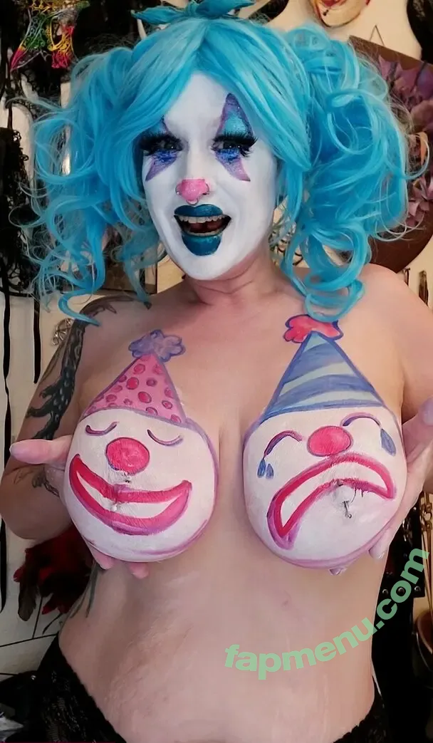 dollylaveau nude photo #0001 (twotonguedtemptress)