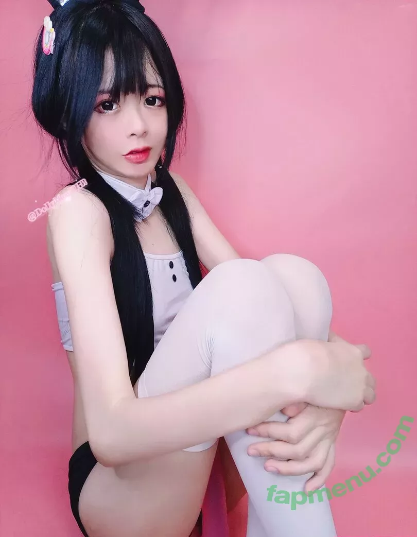 DollyMew nude photo #0106 (dollymewth / dollymewth2)