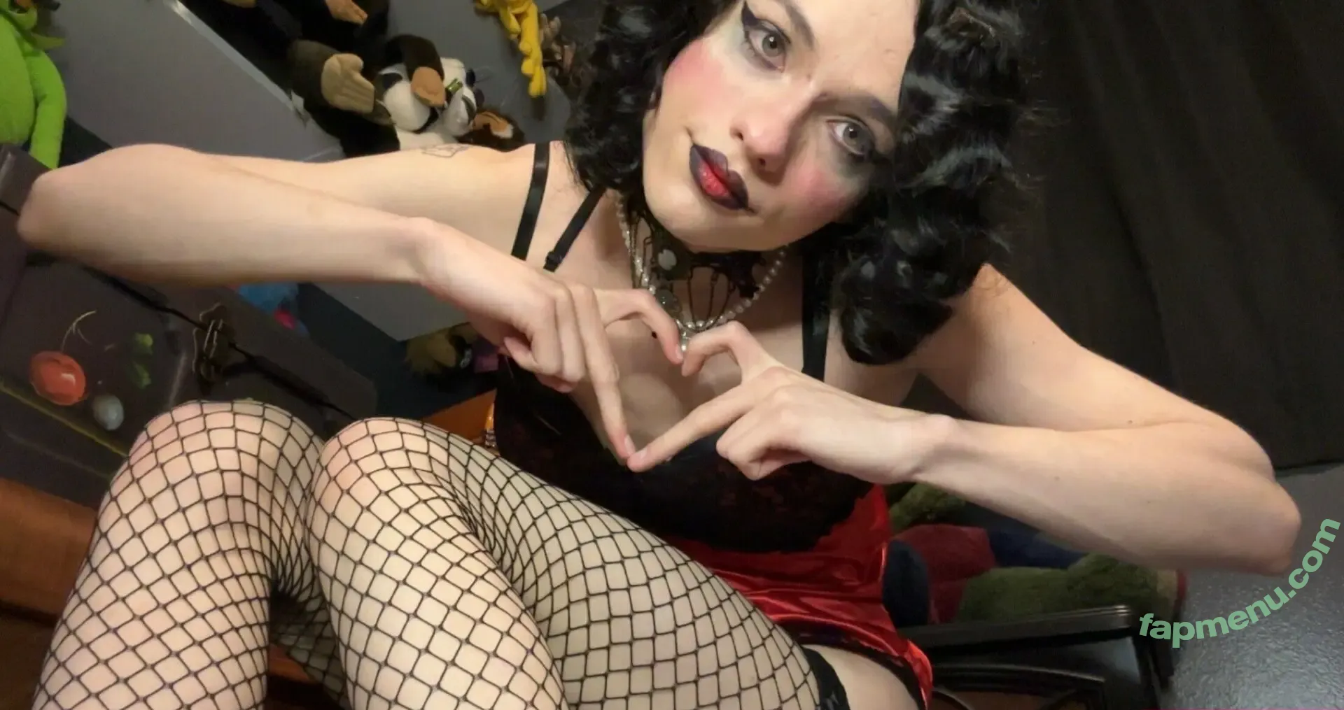 dollysgutzzz nude photo #0046 (dollysgutzzz)