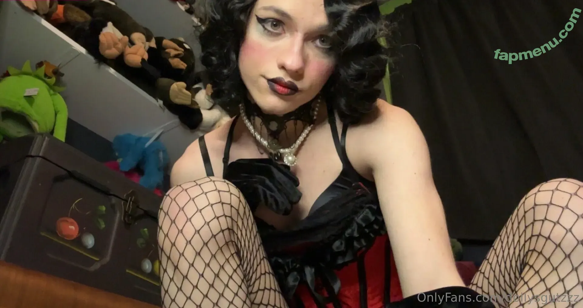 dollysgutzzz nude photo #0049 (dollysgutzzz)