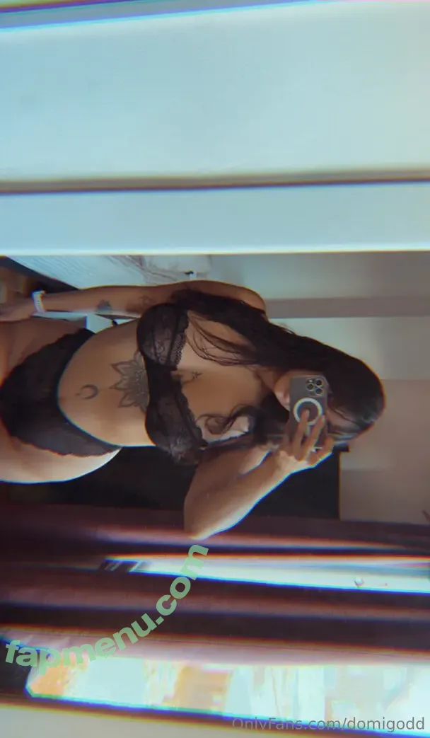 domigodd nude photo #0015 (music_dominicgold)