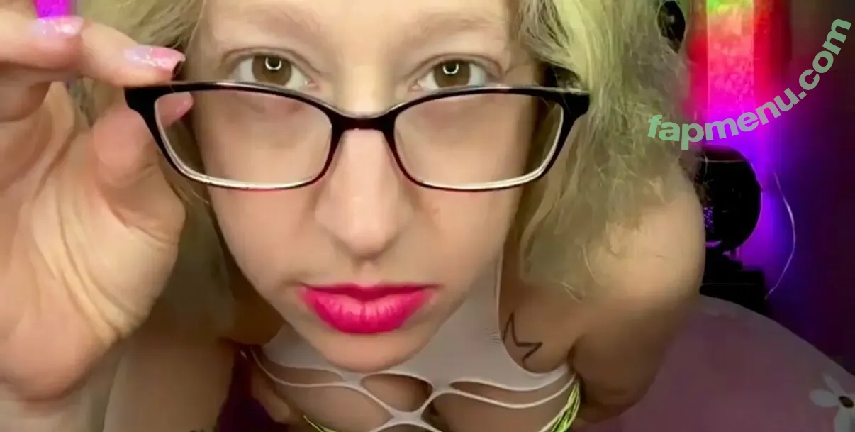 domiithedomme nude photo #0010 (domiithedomme)