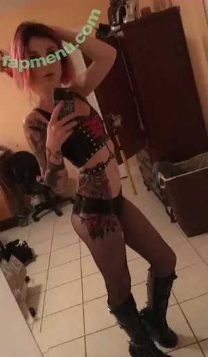 Dominadallas nude photo #0003