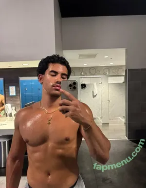 dominicanpapi4 / ralphyperdomo nude photo #0074