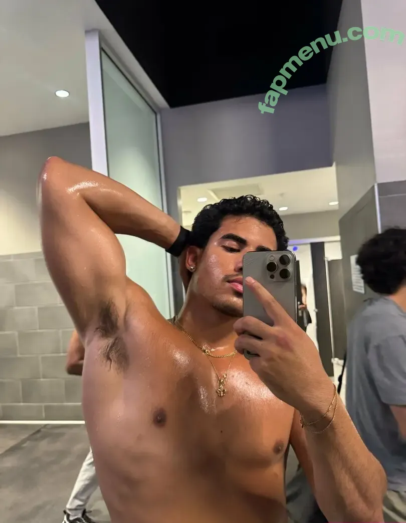 dominicanpapi4 nude photo #0072 (ralphyperdomo)