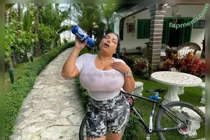 DominicanPoison / MizzIssy nude photo #0068