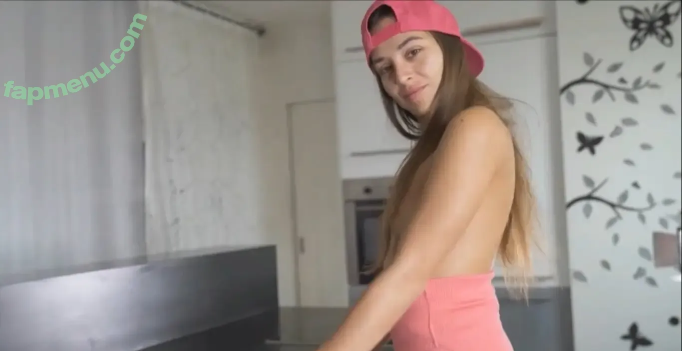 Dominika C nude photo #5610 (Dominika Chybov / dominikac / dominikac_model / dominikachybov)