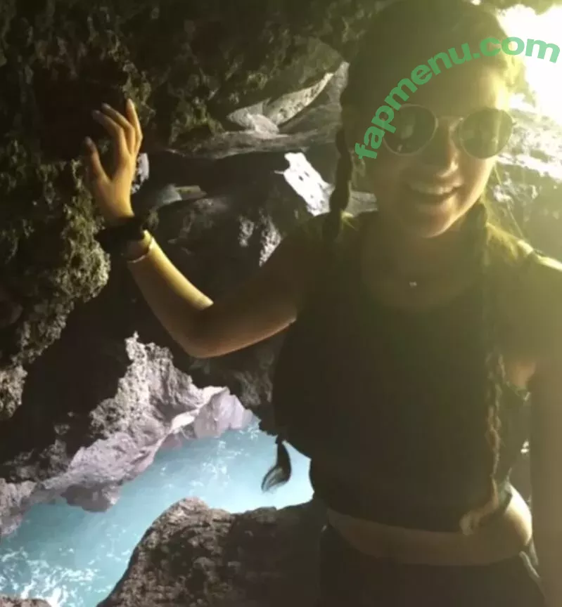 Dominique D'Angelo nude photo #0242 (Mini Jello / mini_jello / minijello)