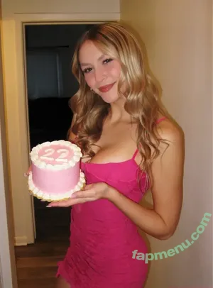 Dominique Raught / domi.raught nude photo #0007