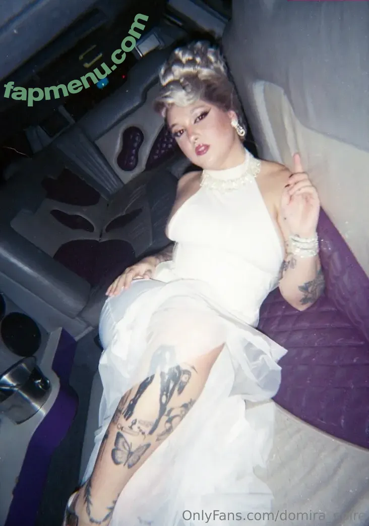 domira_noire nude photo #0002 (domie_dark0)