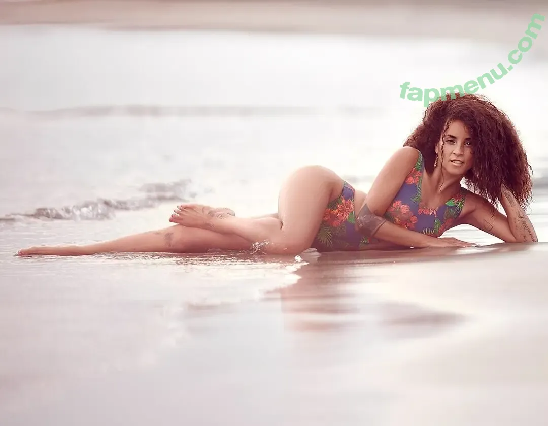 Domitila Barros nude photo #0031 (domitila_barros)