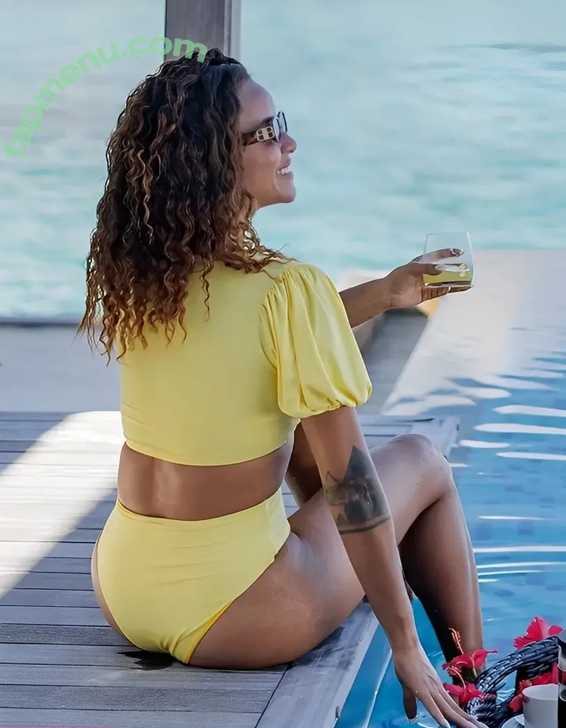 Domitila Barros nude photo #0045 (domitila_barros)