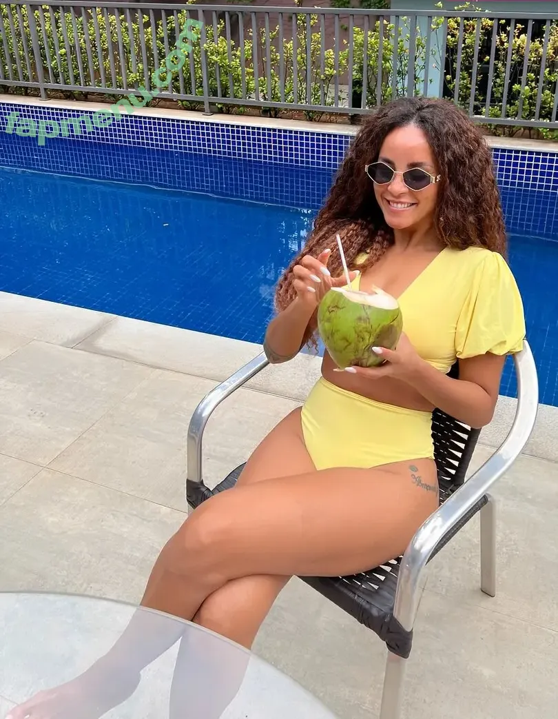 Domitila Barros nude photo #0048 (domitila_barros)