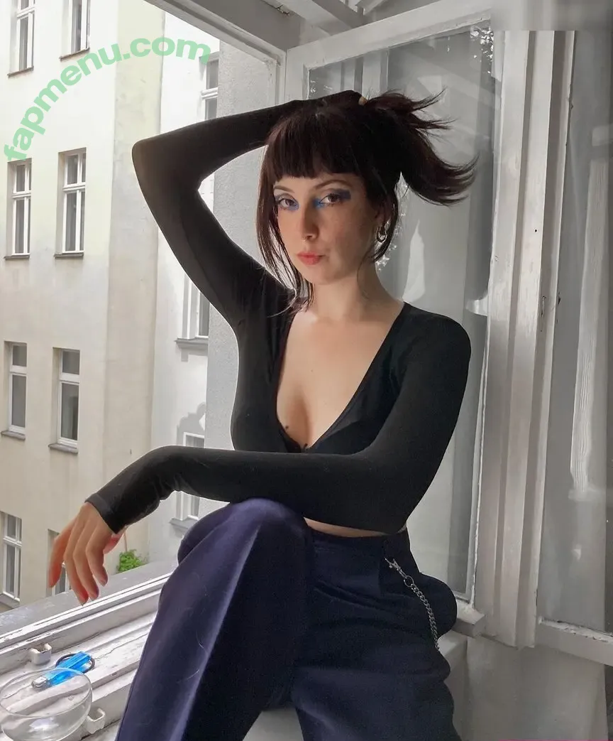 Domiziana nude photo #0025 (Domiziana)