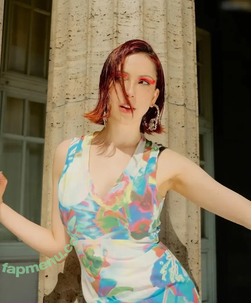 Domiziana nude photo #0053 (Domiziana)