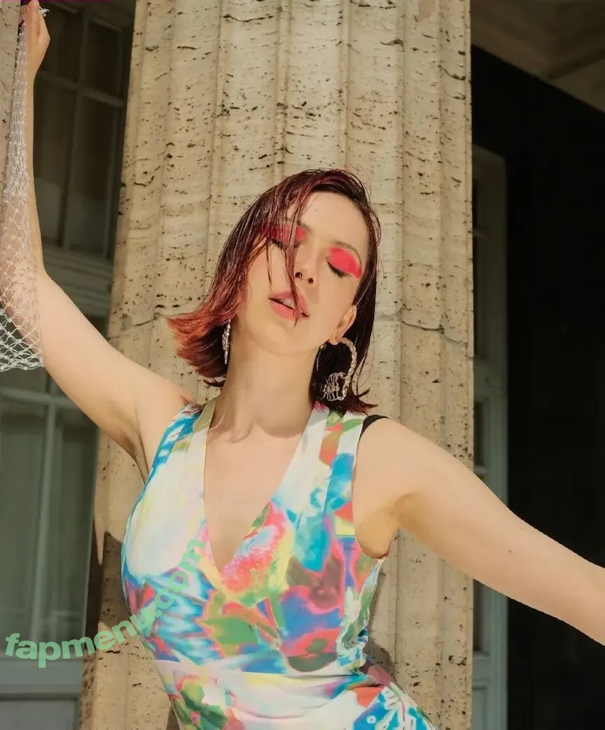 Domiziana nude photo #0055 (Domiziana)