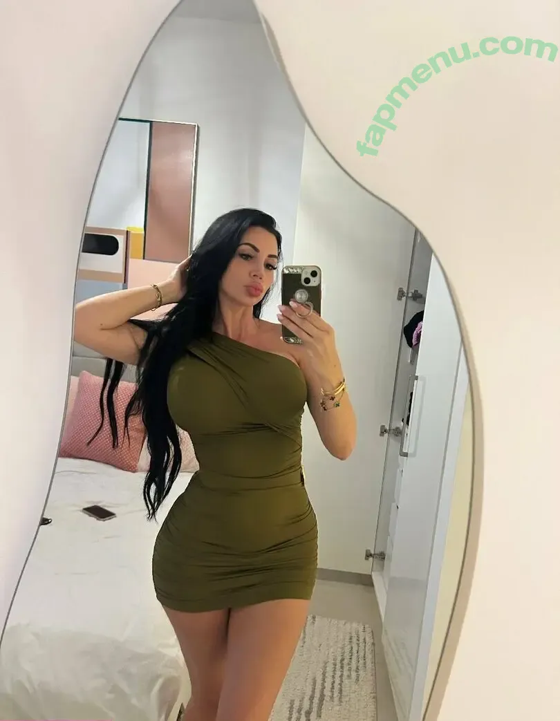 domme_yvonne nude photo #0120 (its_mejames0)