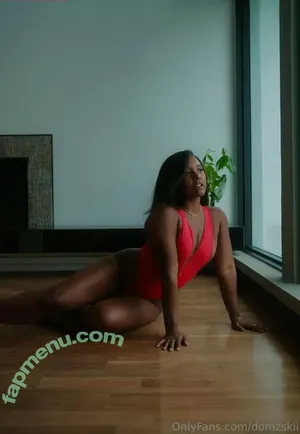 domzskii / dominique.woodburn nude photo #0028