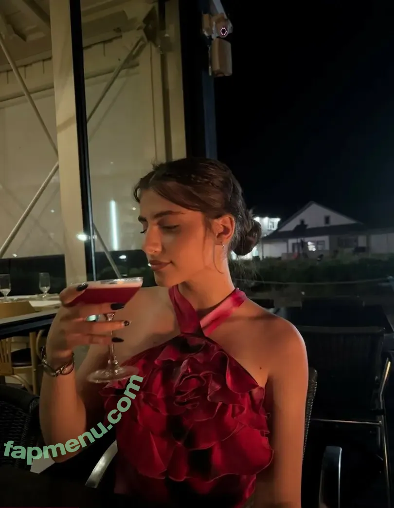 Donaxaah nude photo #0058 (3amodondon / Dona Atallah)