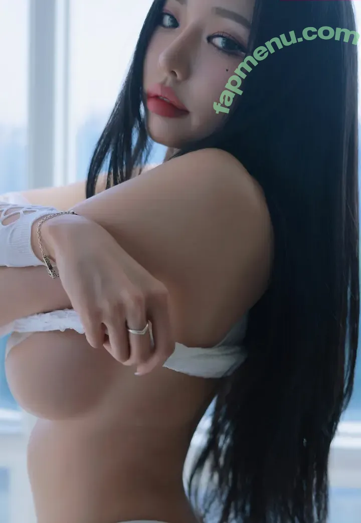 dongeuran nude photo #0002 (dongeuran)