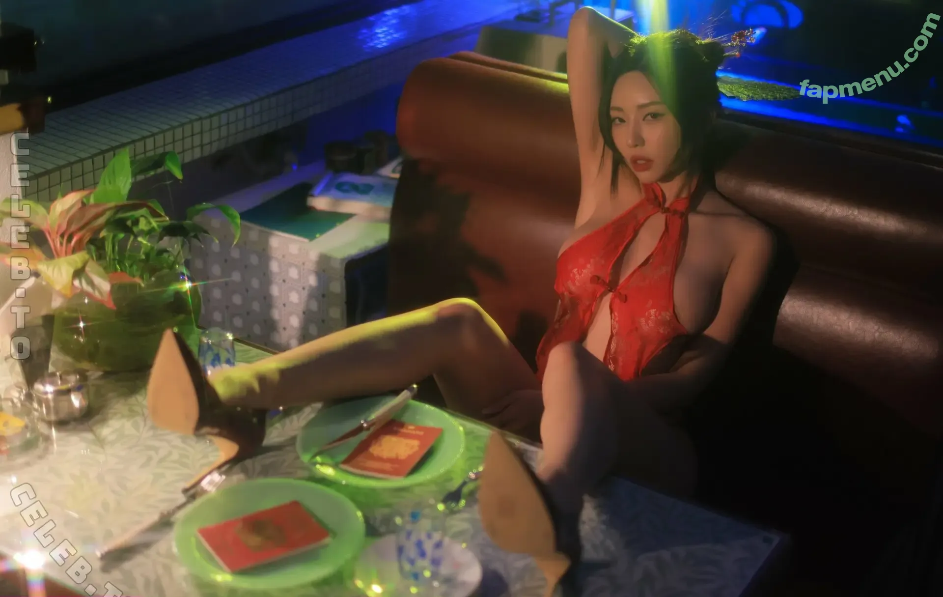 Donggeuran nude photo #0391 (h___rvn)