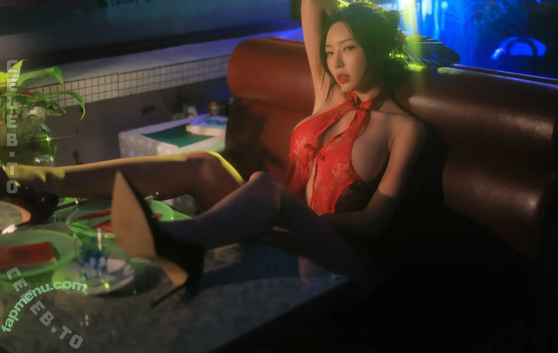 Donggeuran nude photo #0392 (h___rvn)