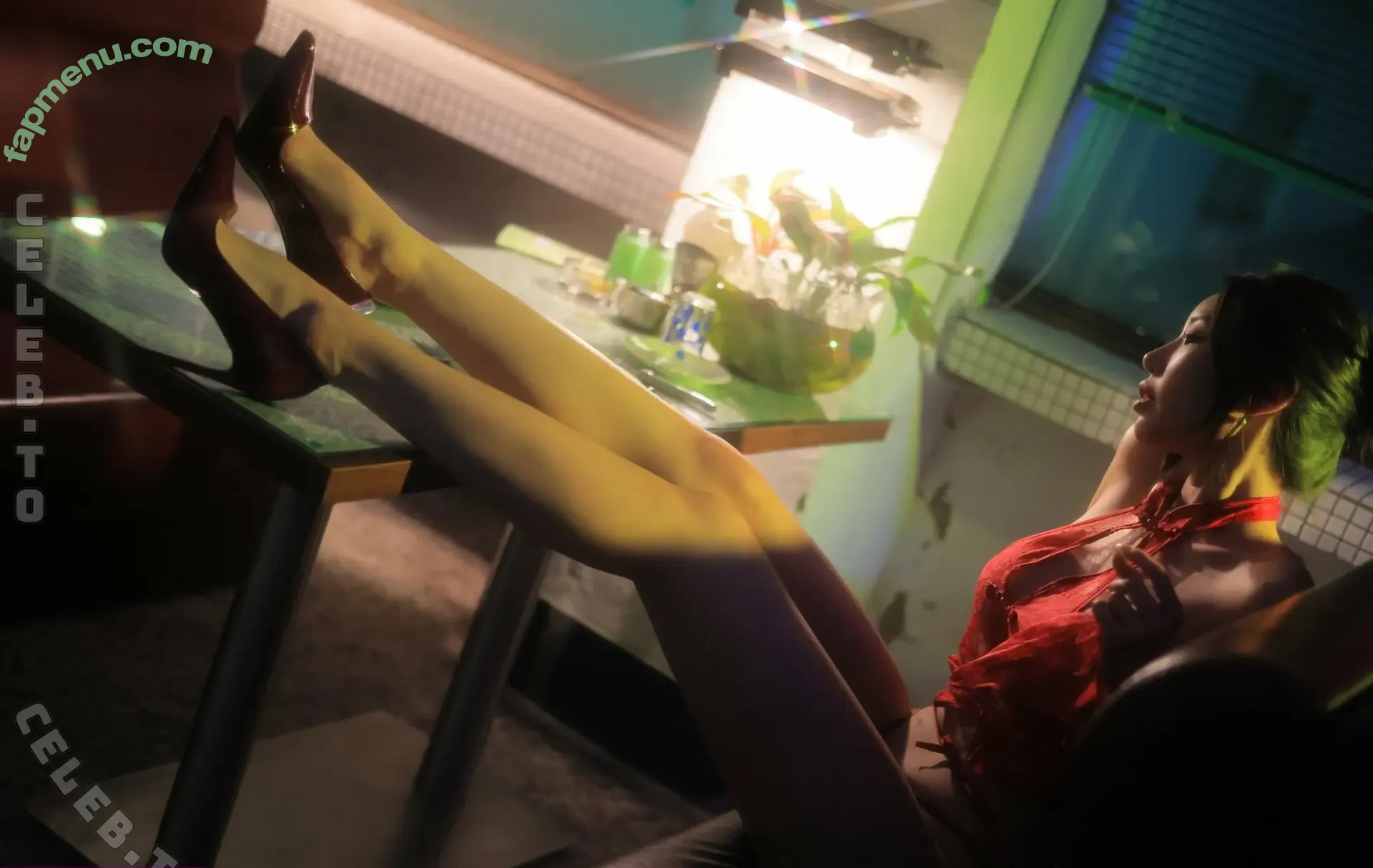 Donggeuran nude photo #0420 (h___rvn)