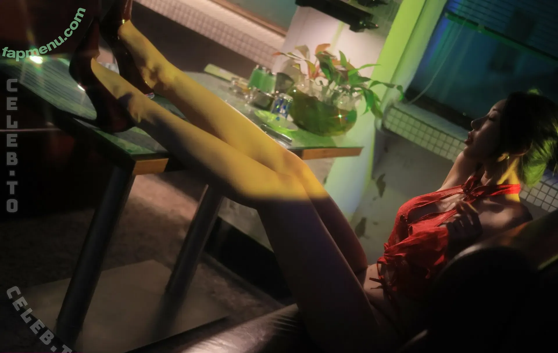 Donggeuran nude photo #0421 (h___rvn)